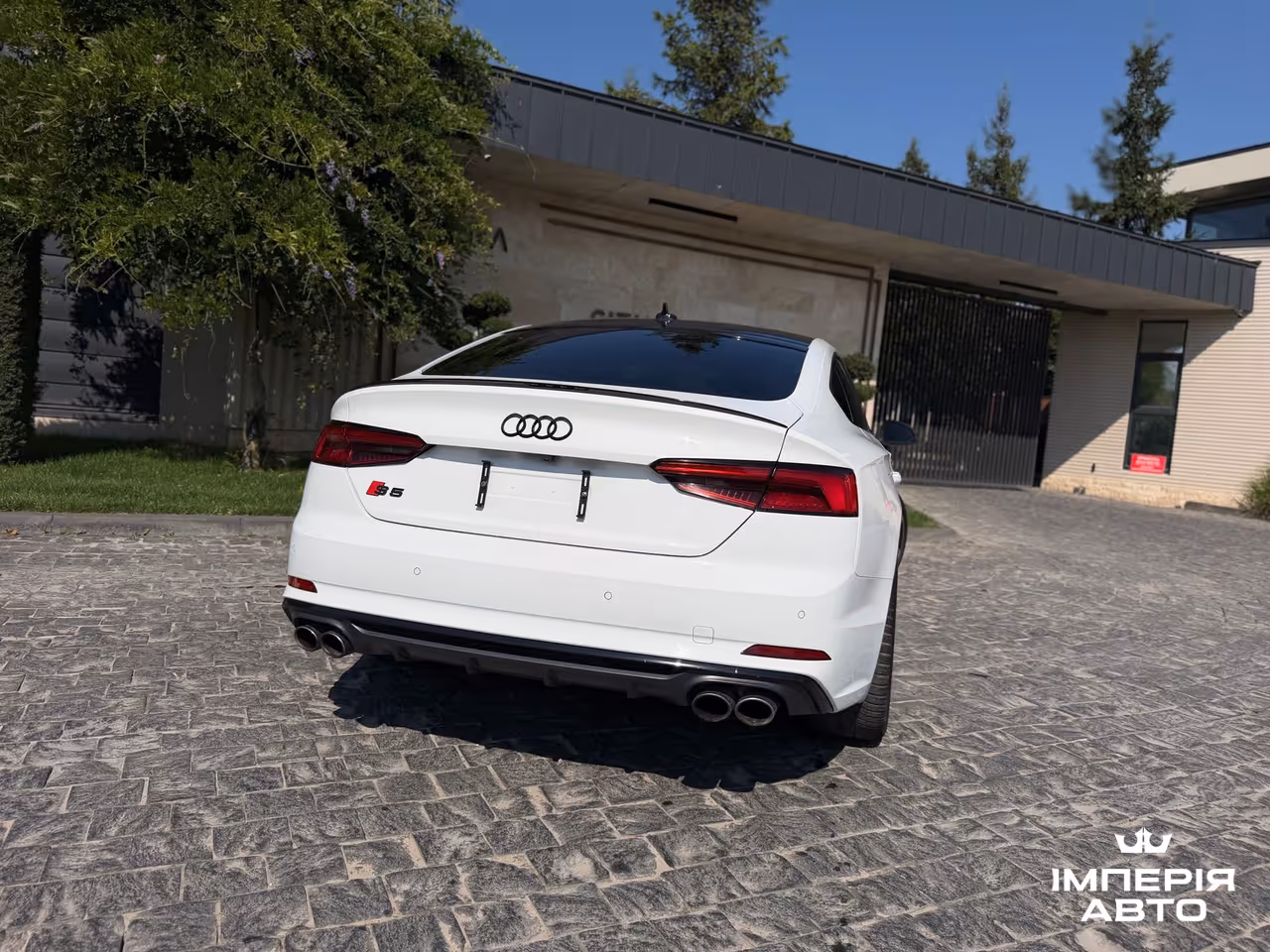 Audi S5 - фото 11