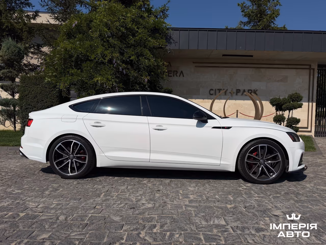 Audi S5 - фото 15
