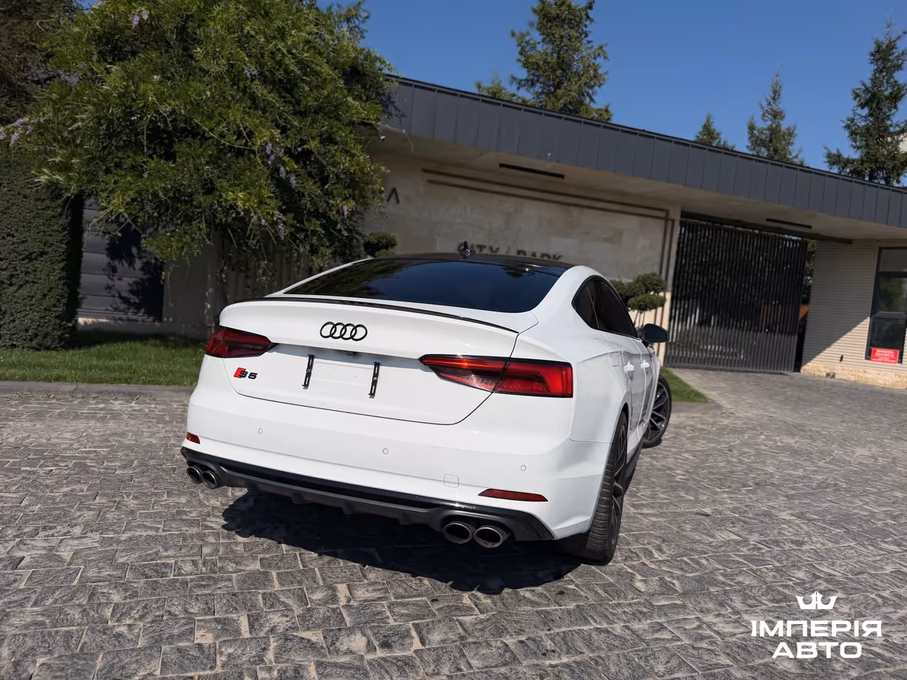 Audi S5 - фото 13
