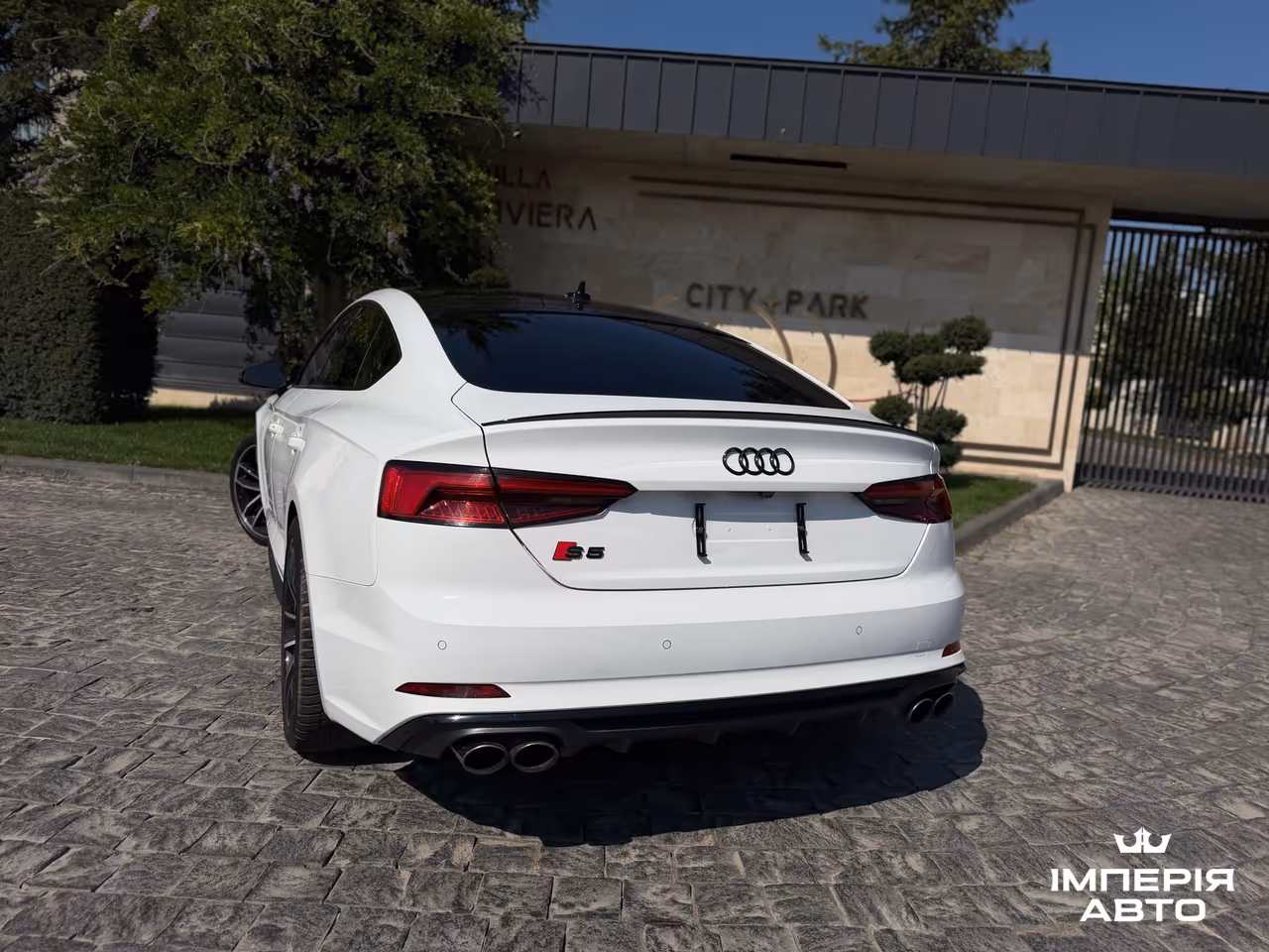 Audi S5 - фото 7
