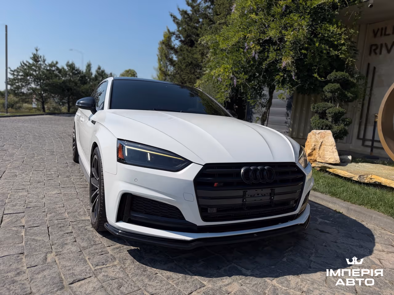 Audi S5 - фото 17