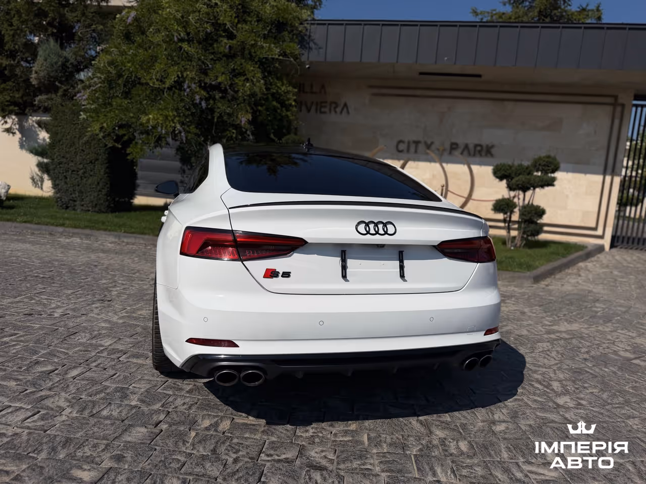 Audi S5 - фото 8