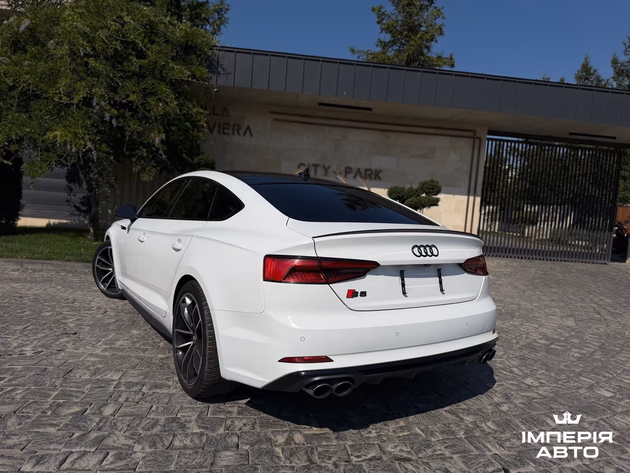 Audi S5 - фото 6