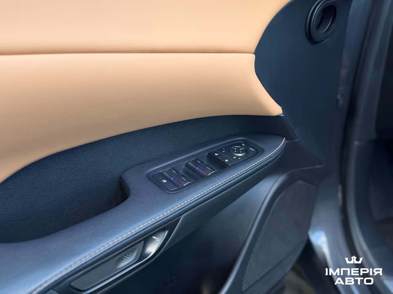 Lexus RX - фото 35