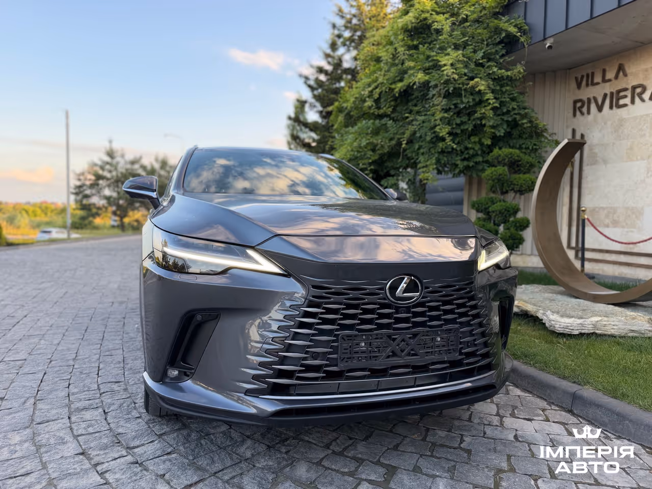 Lexus RX - фото 15