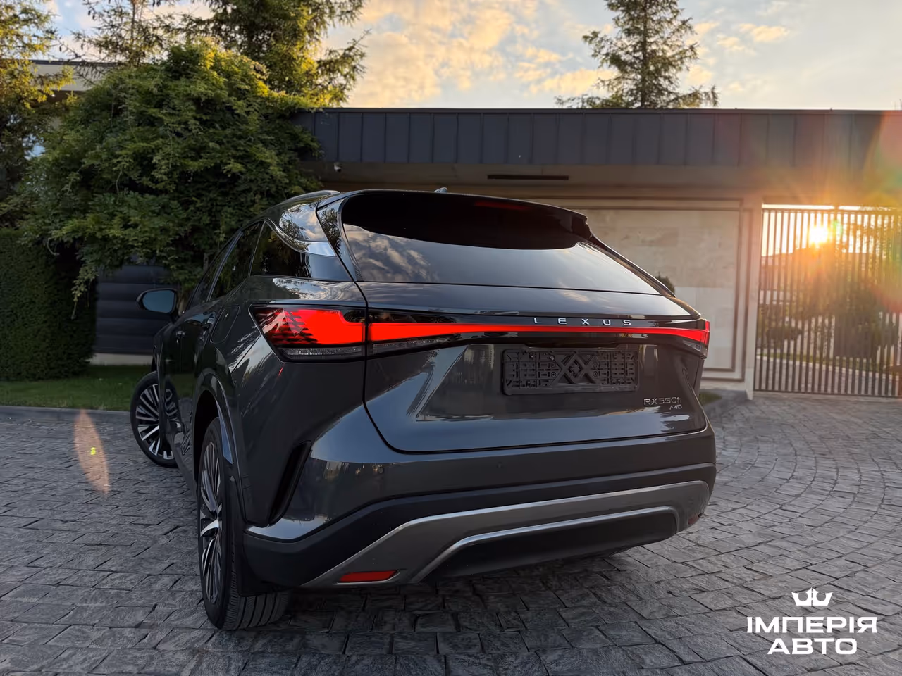 Lexus RX - фото 6