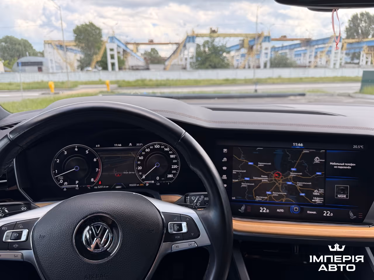 Volkswagen Touareg - фото 16