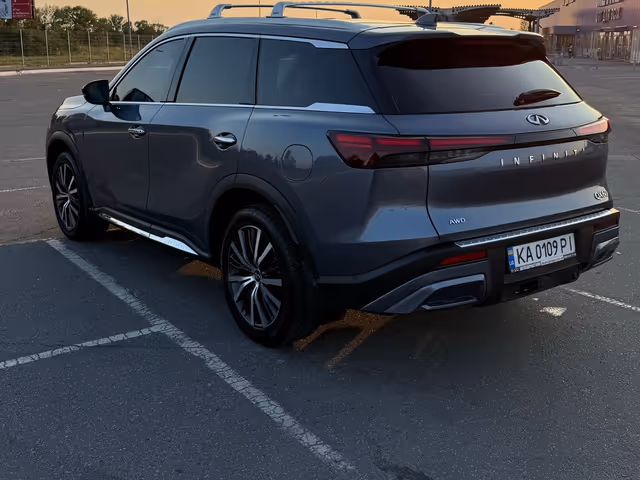 Infiniti QX60 - зображення 1