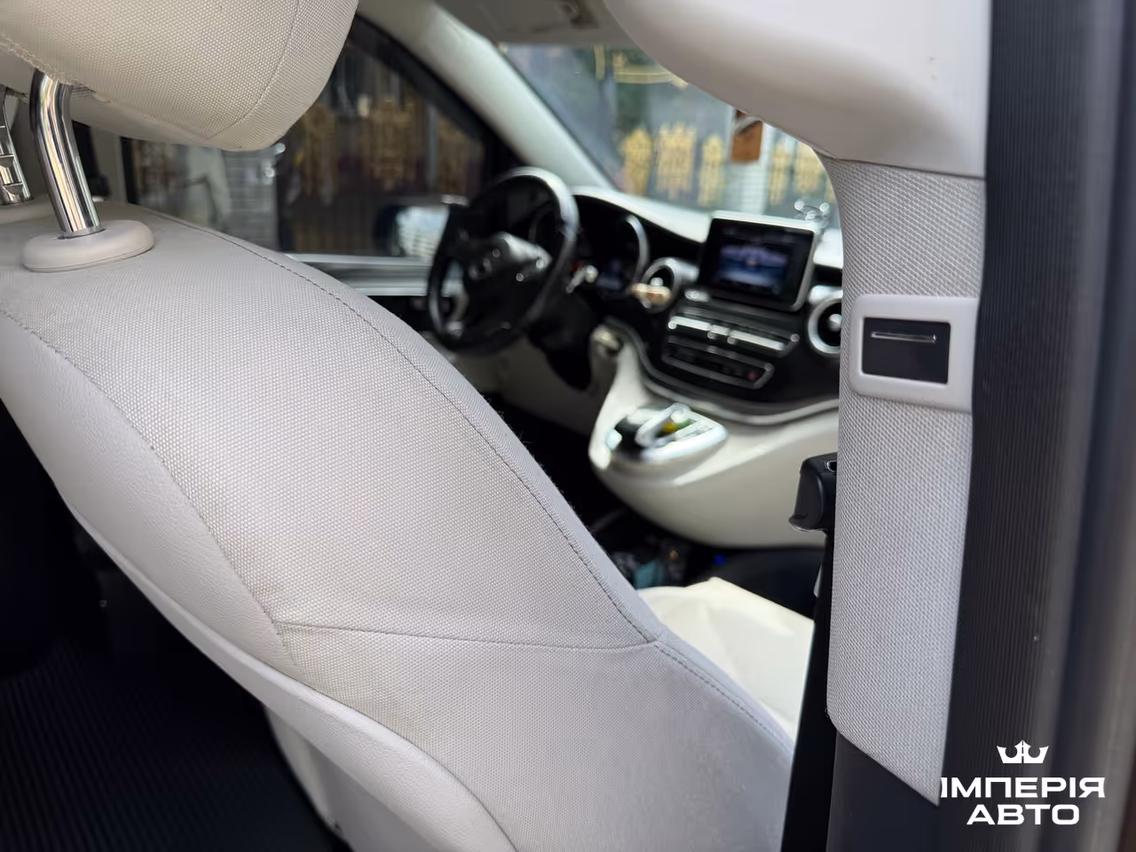 Mercedes-Benz V-Класс - фото 10