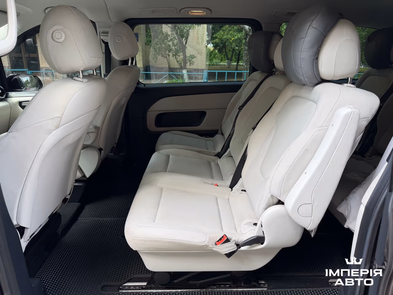 Mercedes-Benz V-Класс - фото 5