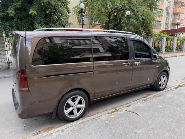 Mercedes-Benz V-Класс - зображення 3