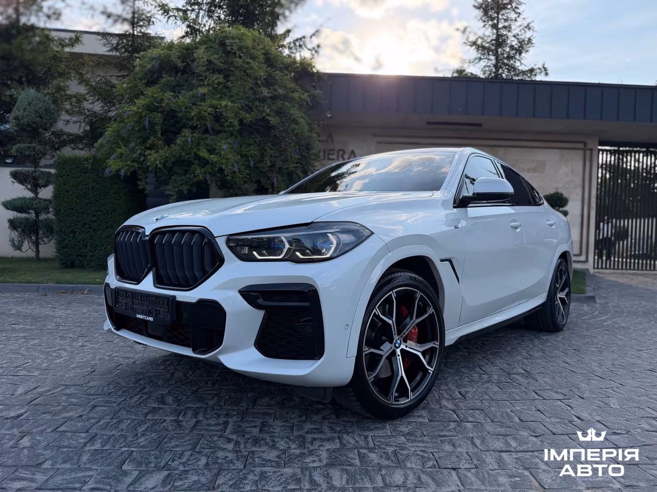 BMW X6 - фото 1