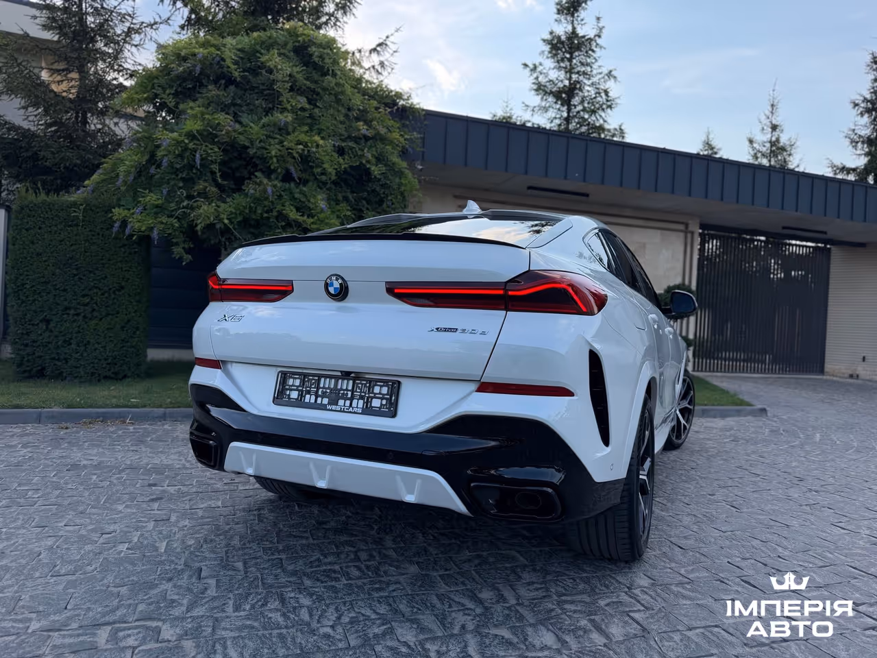 BMW X6 - фото 10
