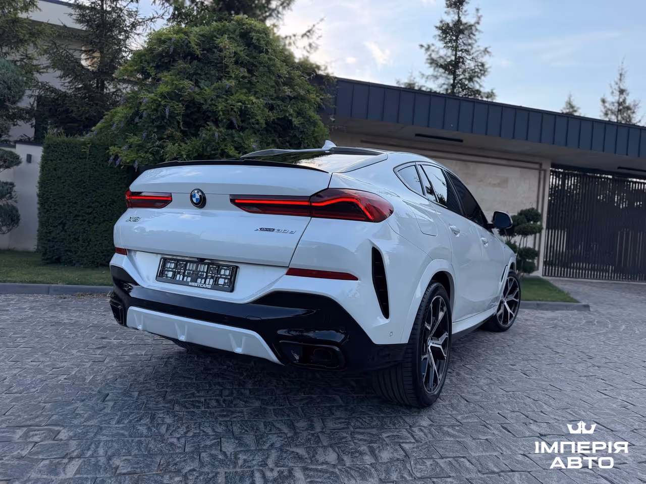 BMW X6 - фото 12