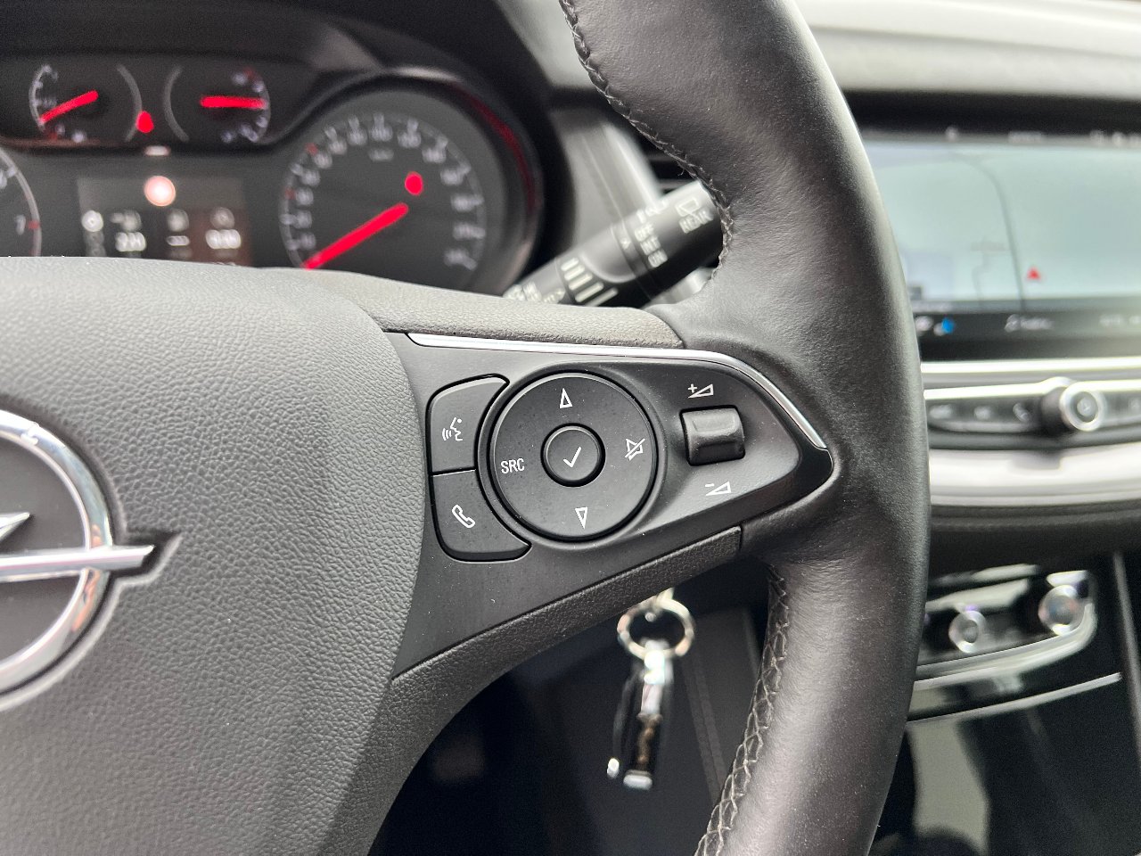 Opel Grandland X - фото 21