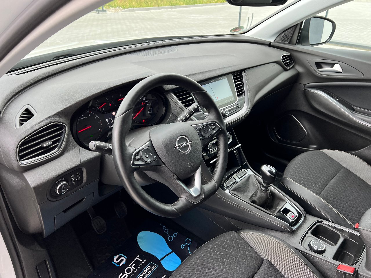 Opel Grandland X - фото 7