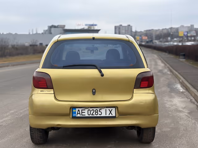 Toyota Yaris - зображення 4