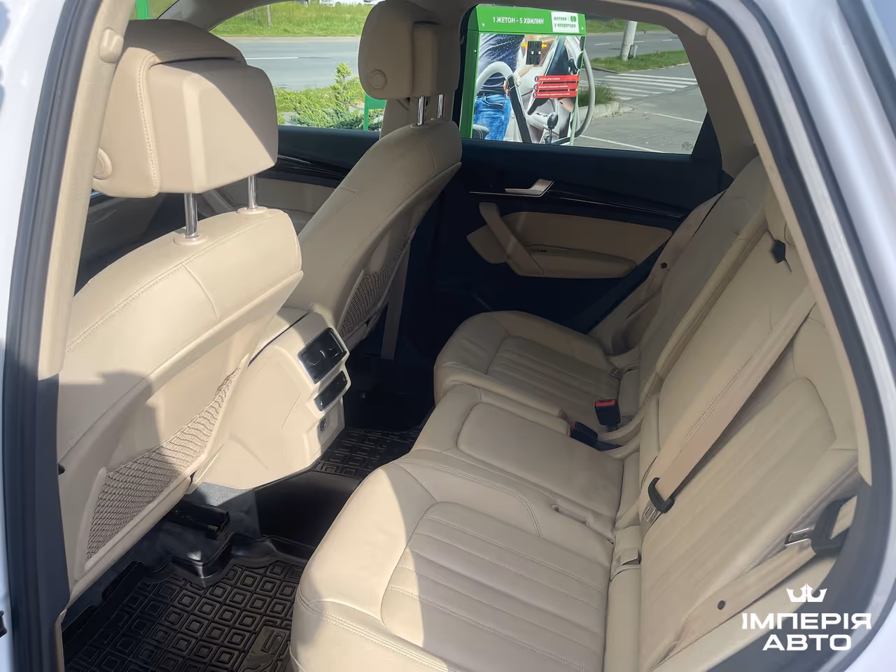 Audi Q5 - фото 11