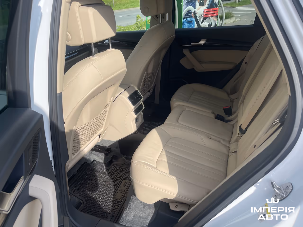 Audi Q5 - фото 15
