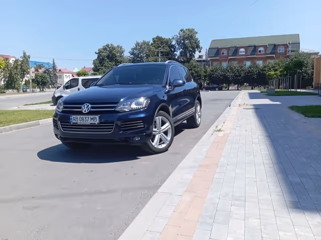 Volkswagen Touareg - зображення 2