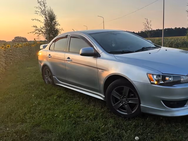 Mitsubishi Lancer - зображення 5