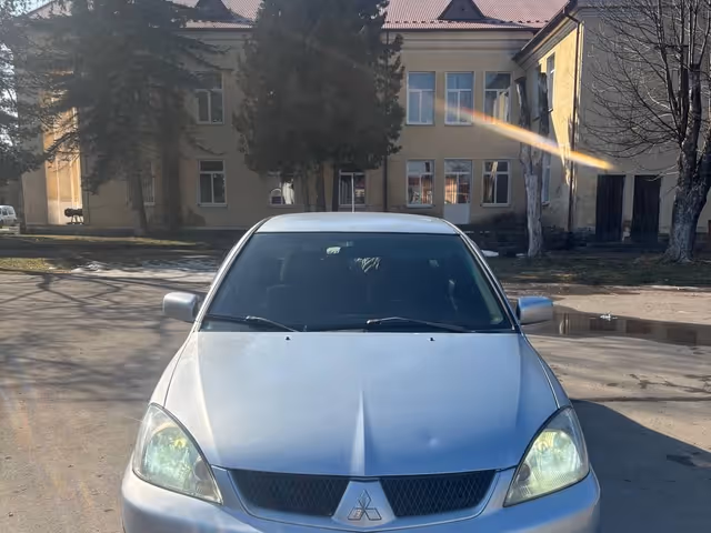 Mitsubishi Lancer - зображення 1