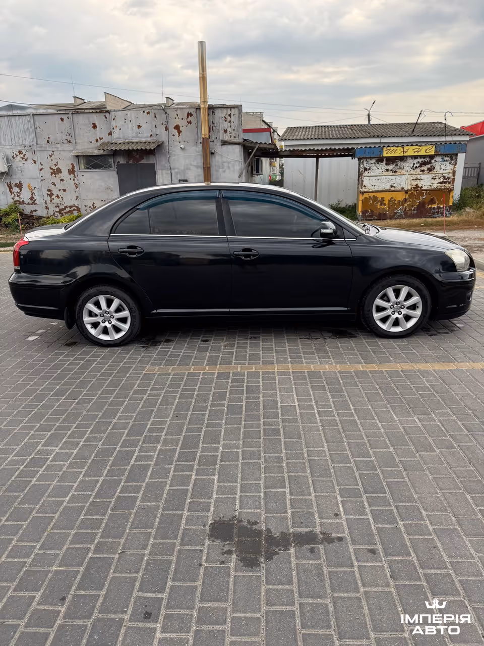 Toyota Avensis - фото 7