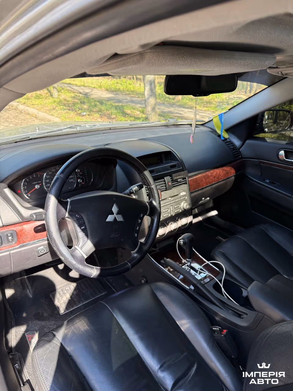 Mitsubishi Galant - фото 6