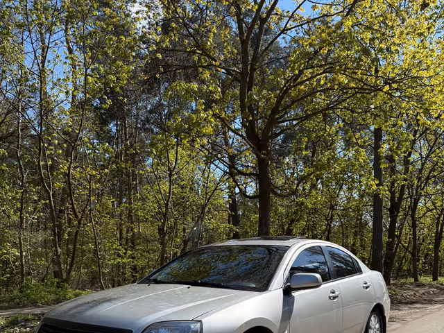 Mitsubishi Galant - зображення 2