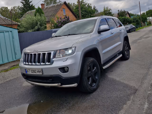 Jeep Grand Cherokee - зображення 2