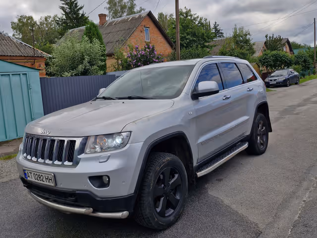 Jeep Grand Cherokee - зображення 4