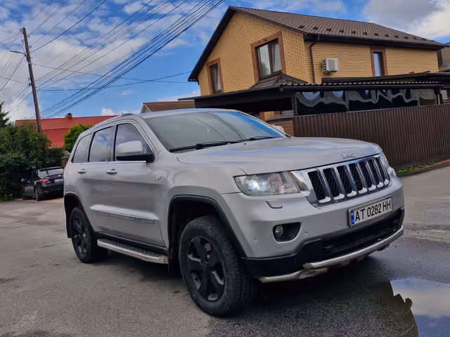 Jeep Grand Cherokee - зображення 5