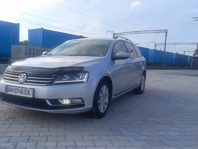 Volkswagen Passat - зображення 1
