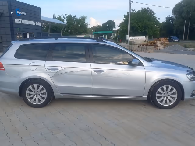 Volkswagen Passat - зображення 2