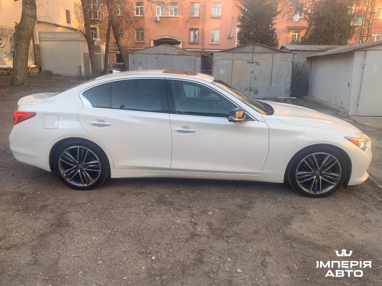 Infiniti Q50 - фото 2