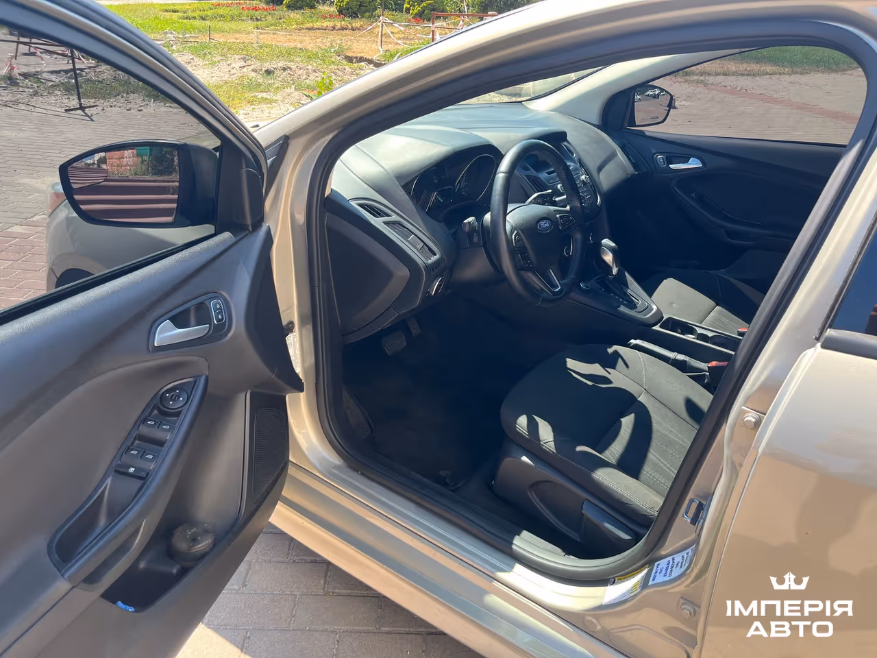 Ford Focus - фото 16