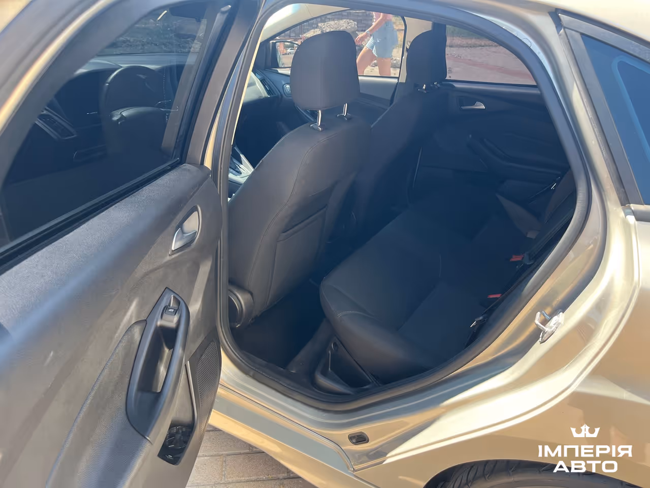 Ford Focus - фото 15