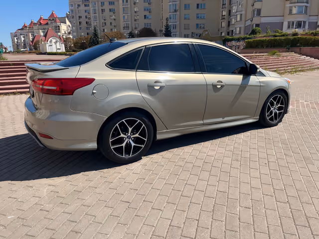Ford Focus - зображення 2