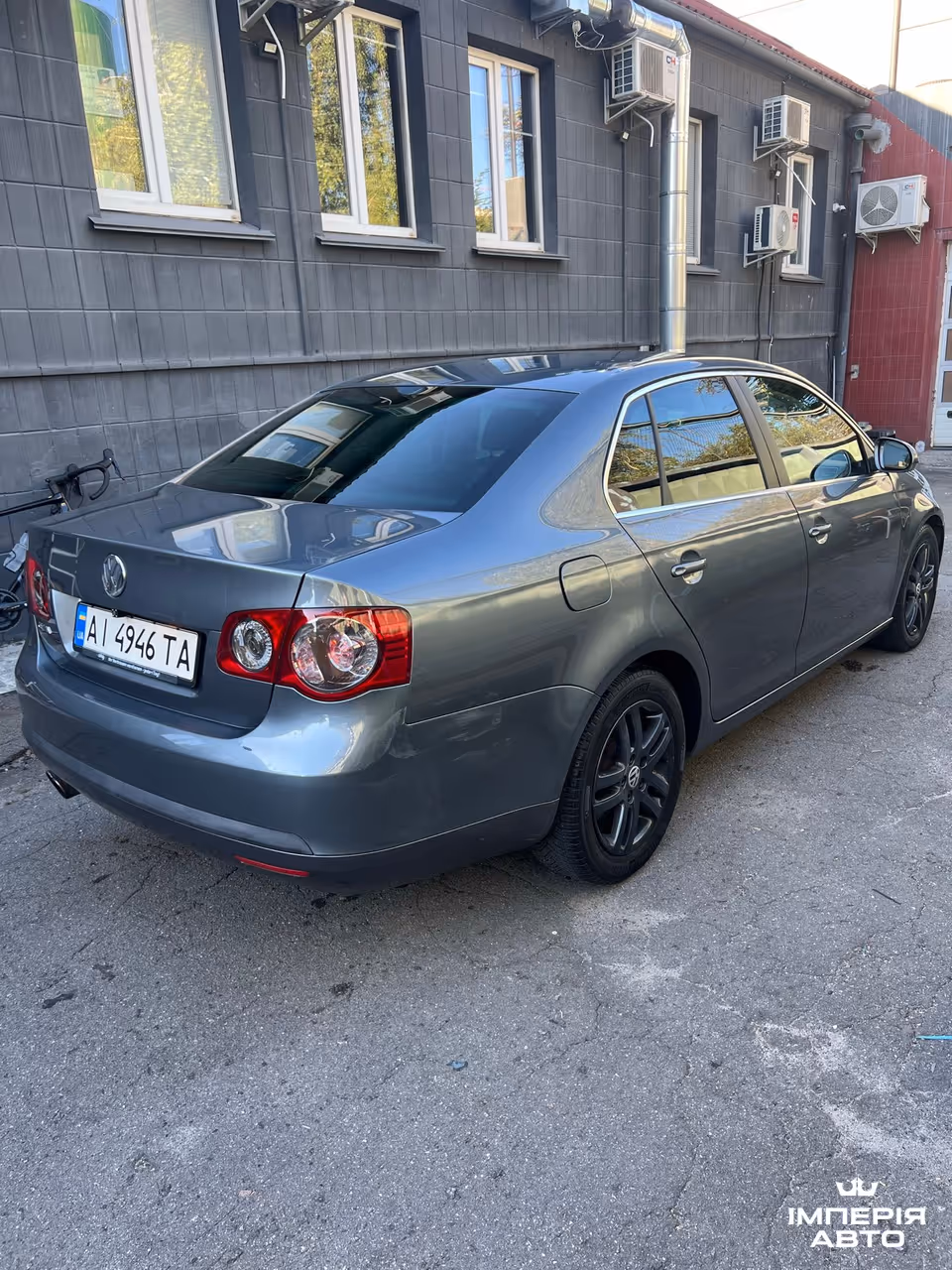 Volkswagen Jetta - фото 6