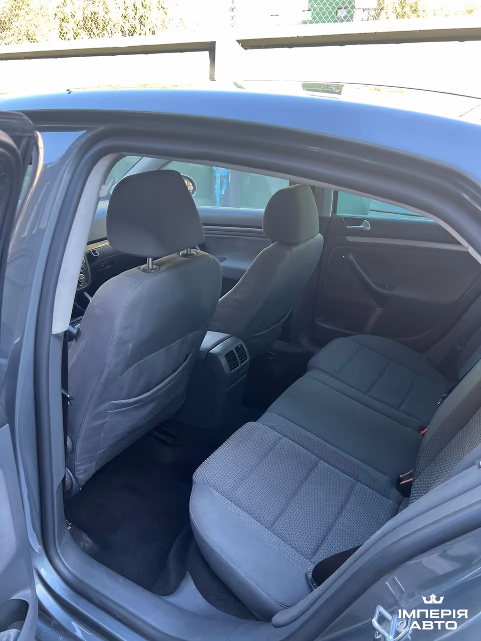 Volkswagen Jetta - фото 15
