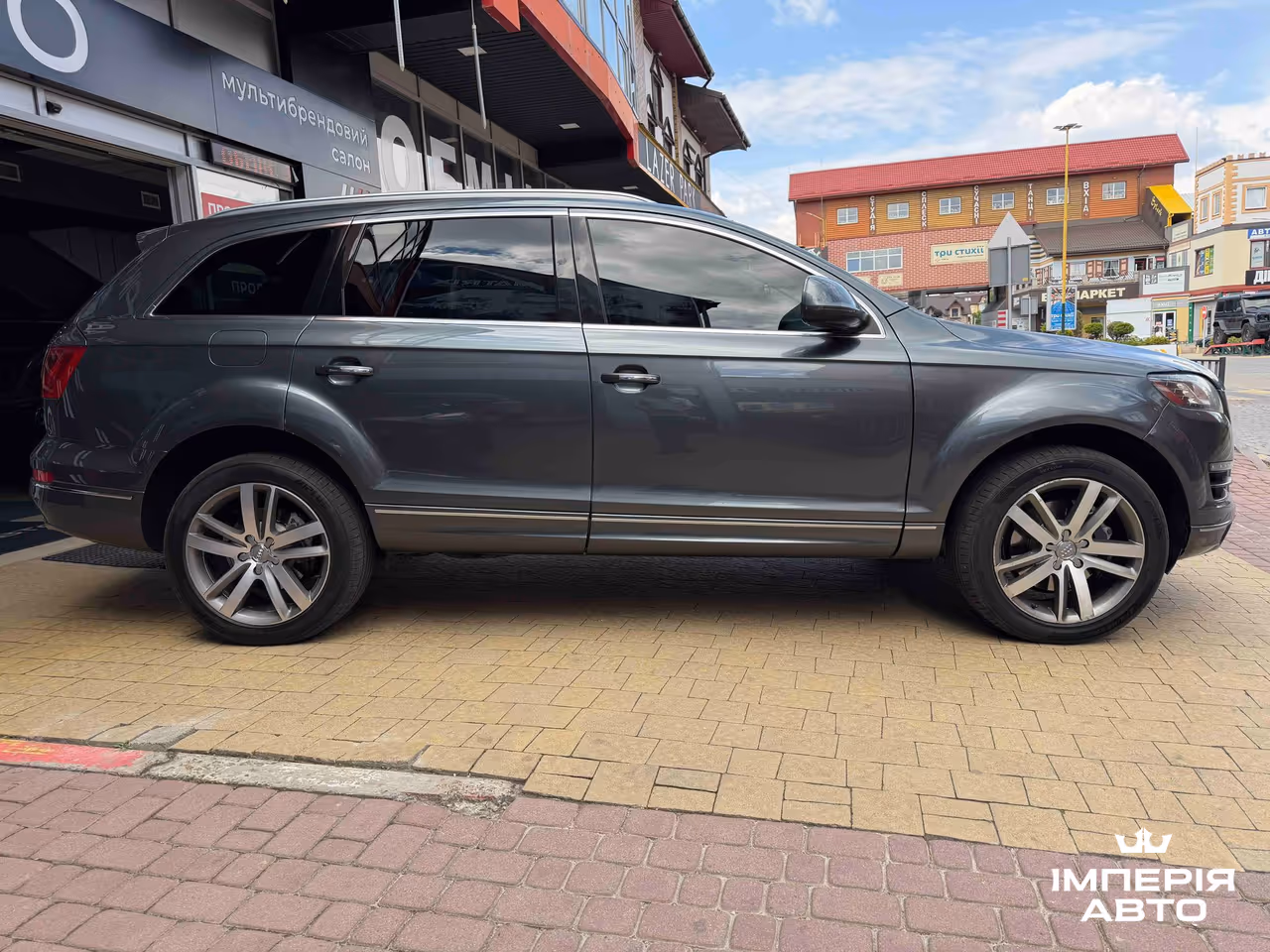 Audi Q7 - фото 3