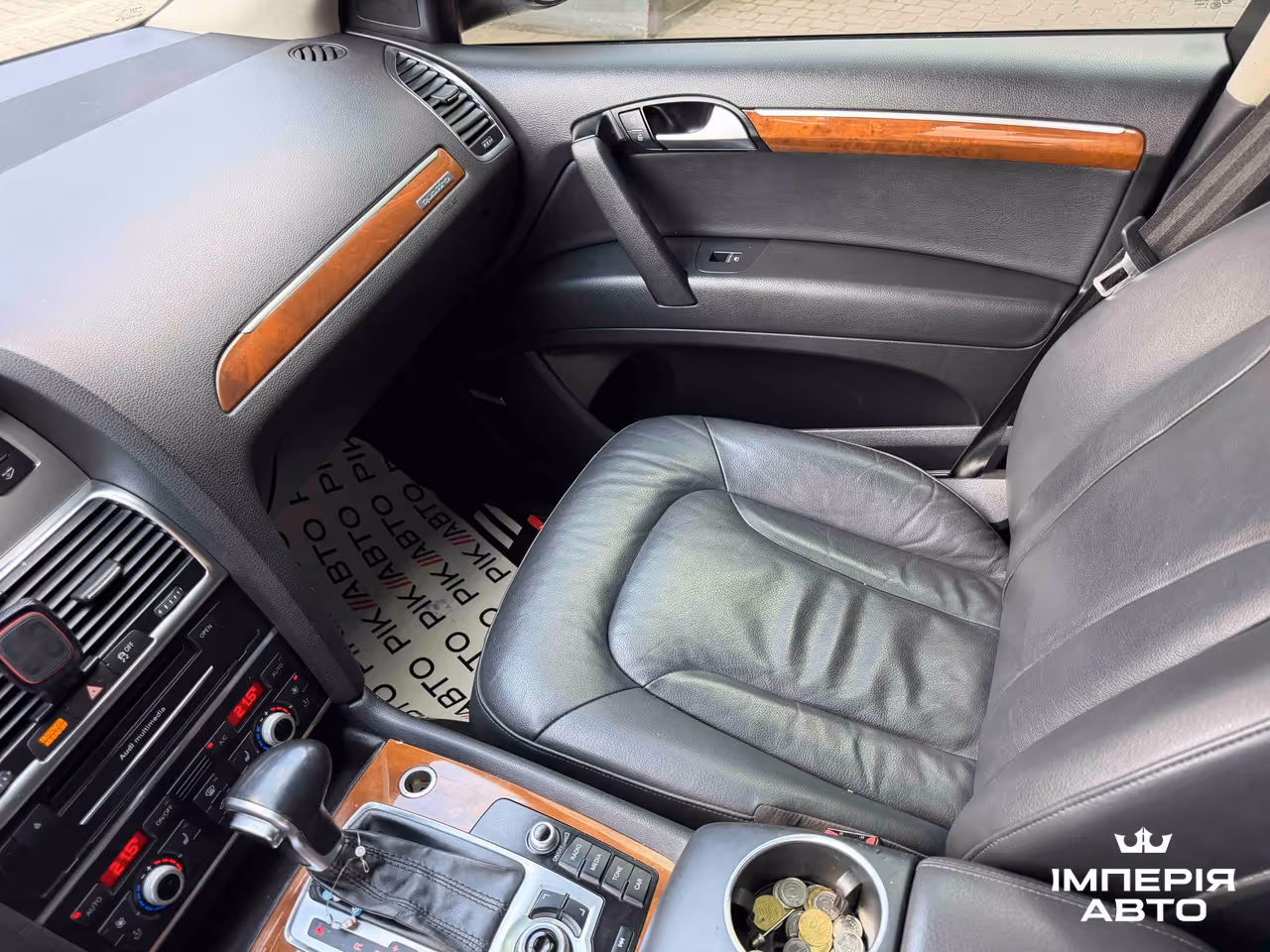 Audi Q7 - фото 36