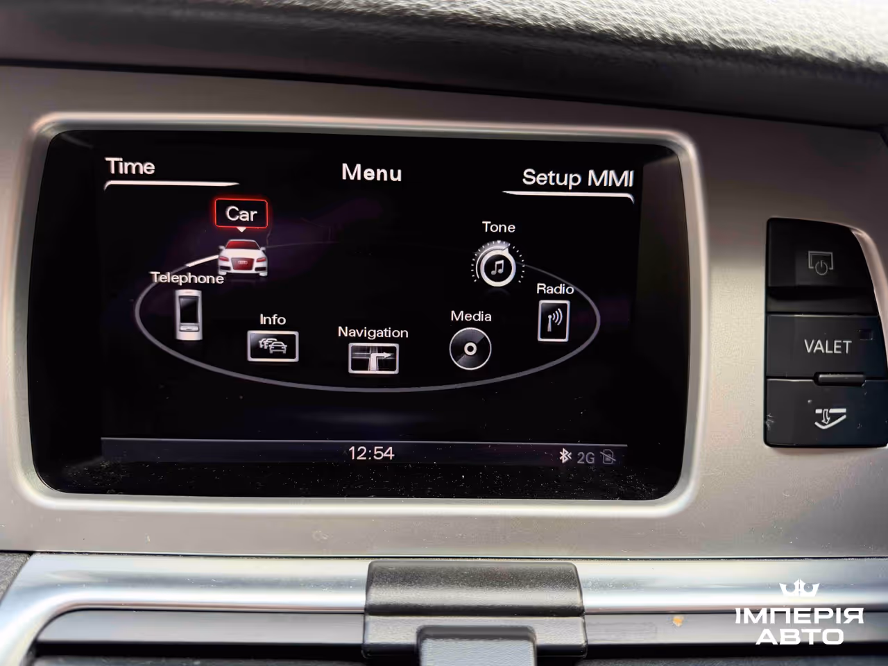 Audi Q7 - фото 32
