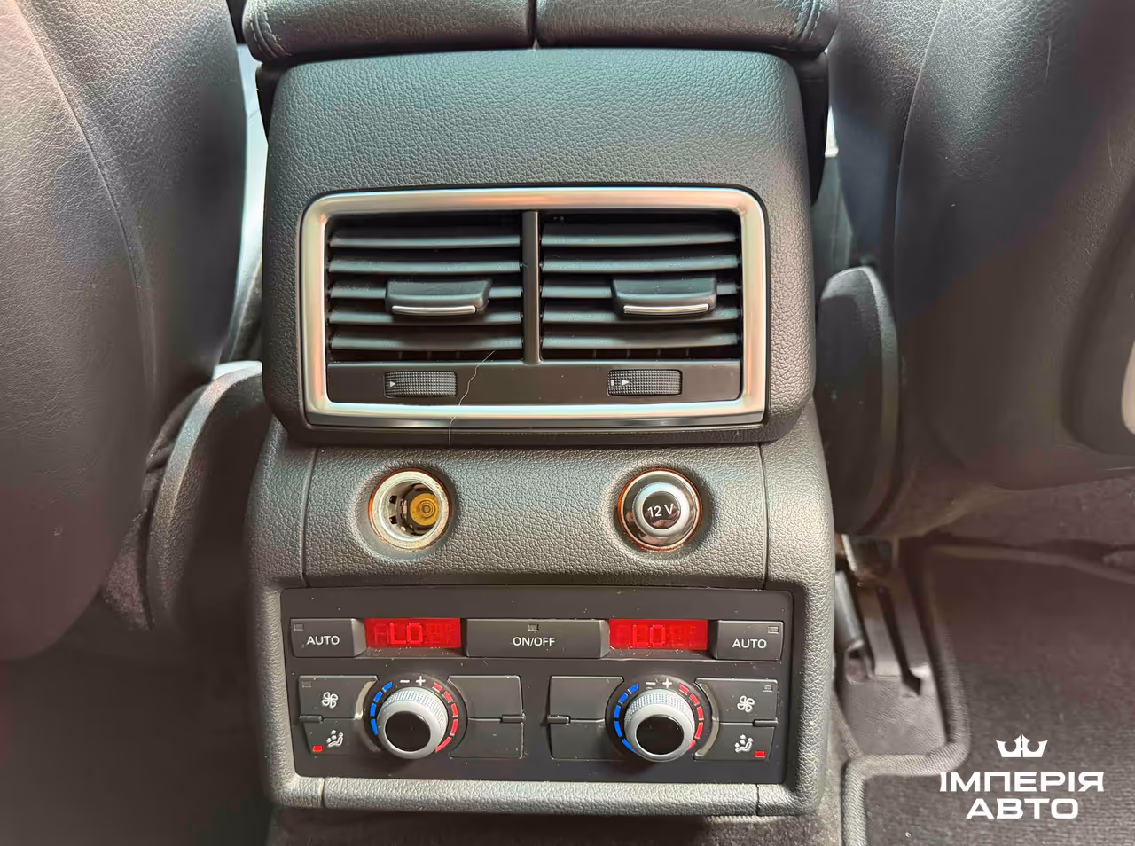 Audi Q7 - фото 45