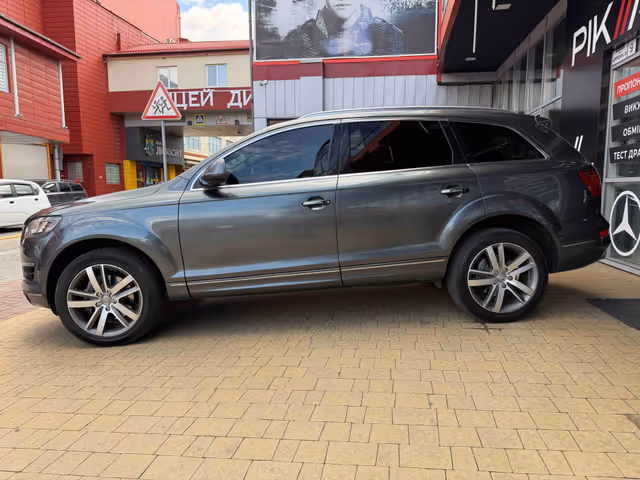 Audi Q7 - зображення 4