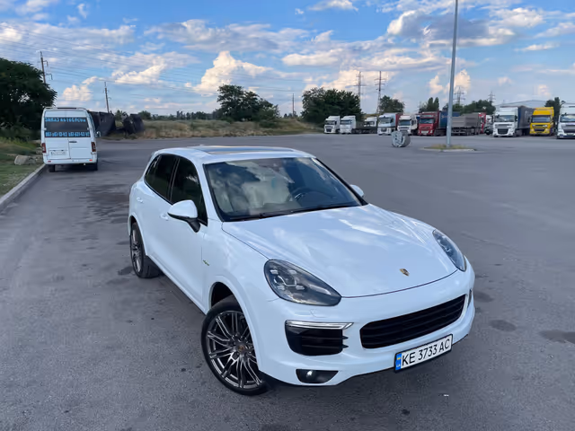 Porsche Cayenne - зображення 1