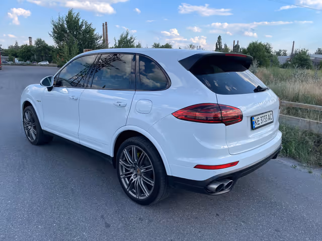 Porsche Cayenne - зображення 3