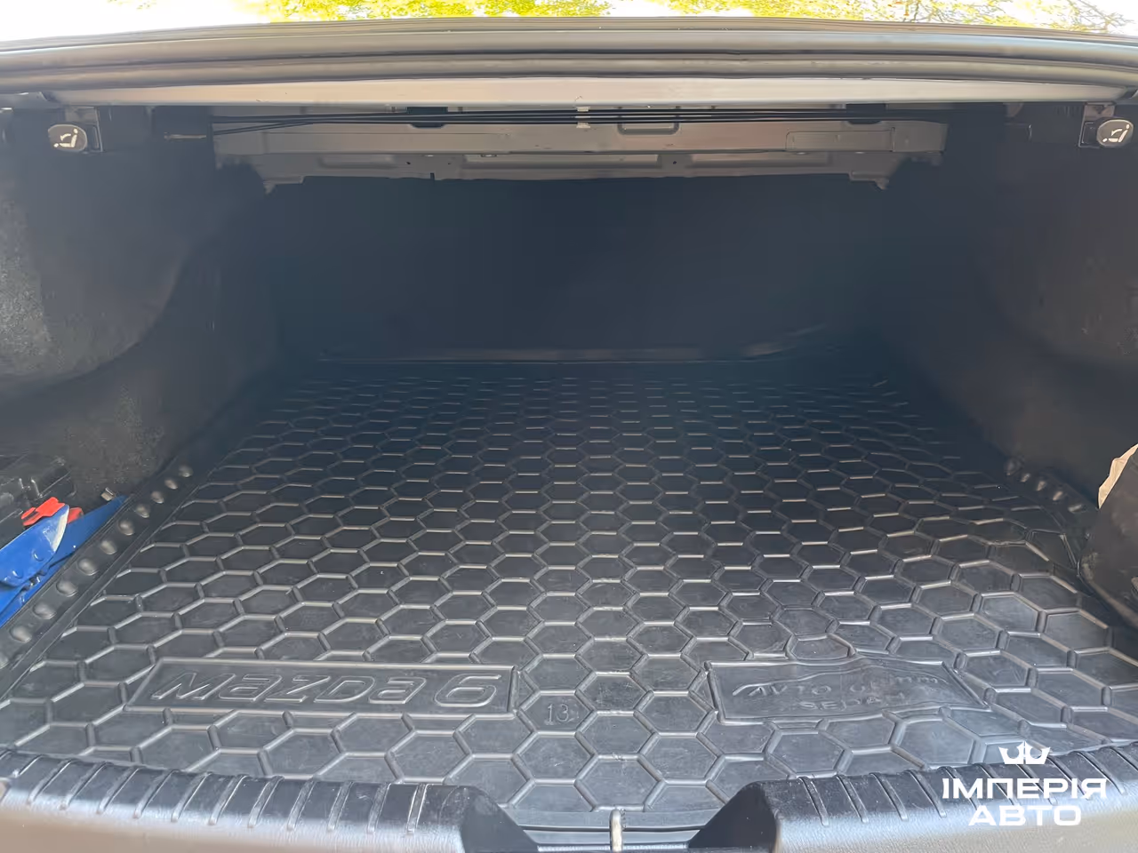 Mazda 6 - фото 12