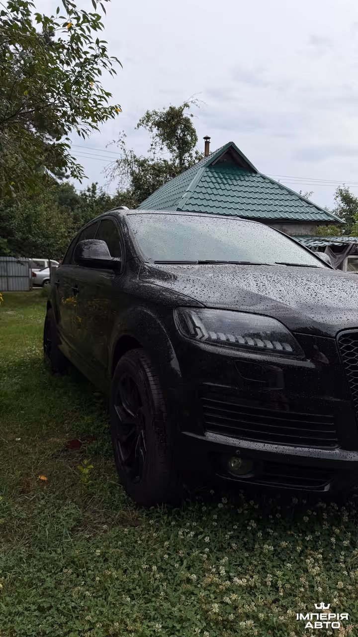 Audi Q7 - фото 9