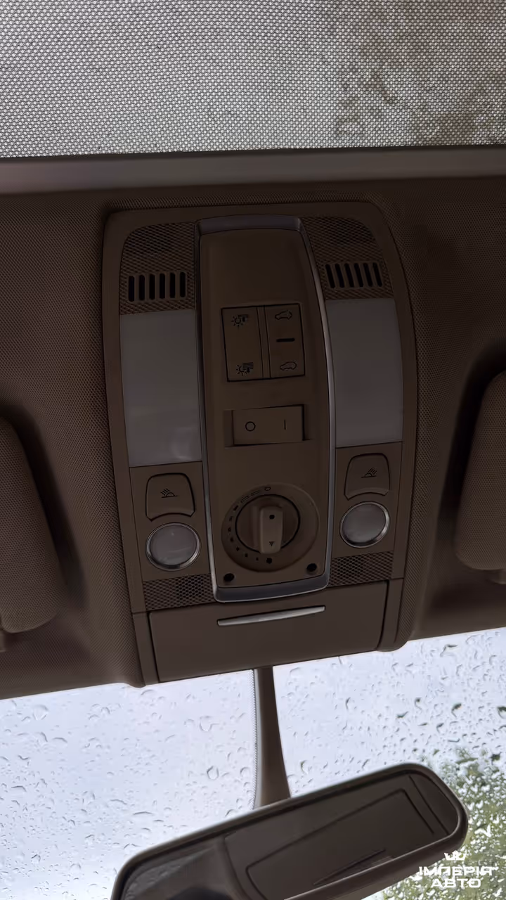 Audi Q7 - фото 21